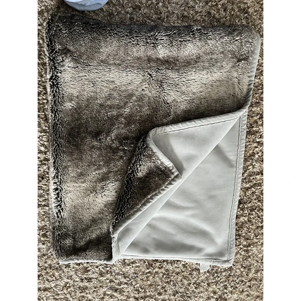 Pottery Barn Ombré Faux Fur Throw 50 x 60” Gray